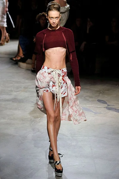 Look 17